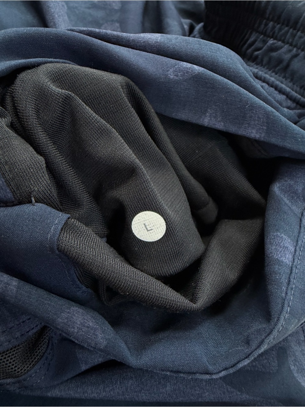 Lululemon Men’s Large Pace Breaker Short 9" Smokescreen Camo Cadet Blue Black - Picture 6 of 11
